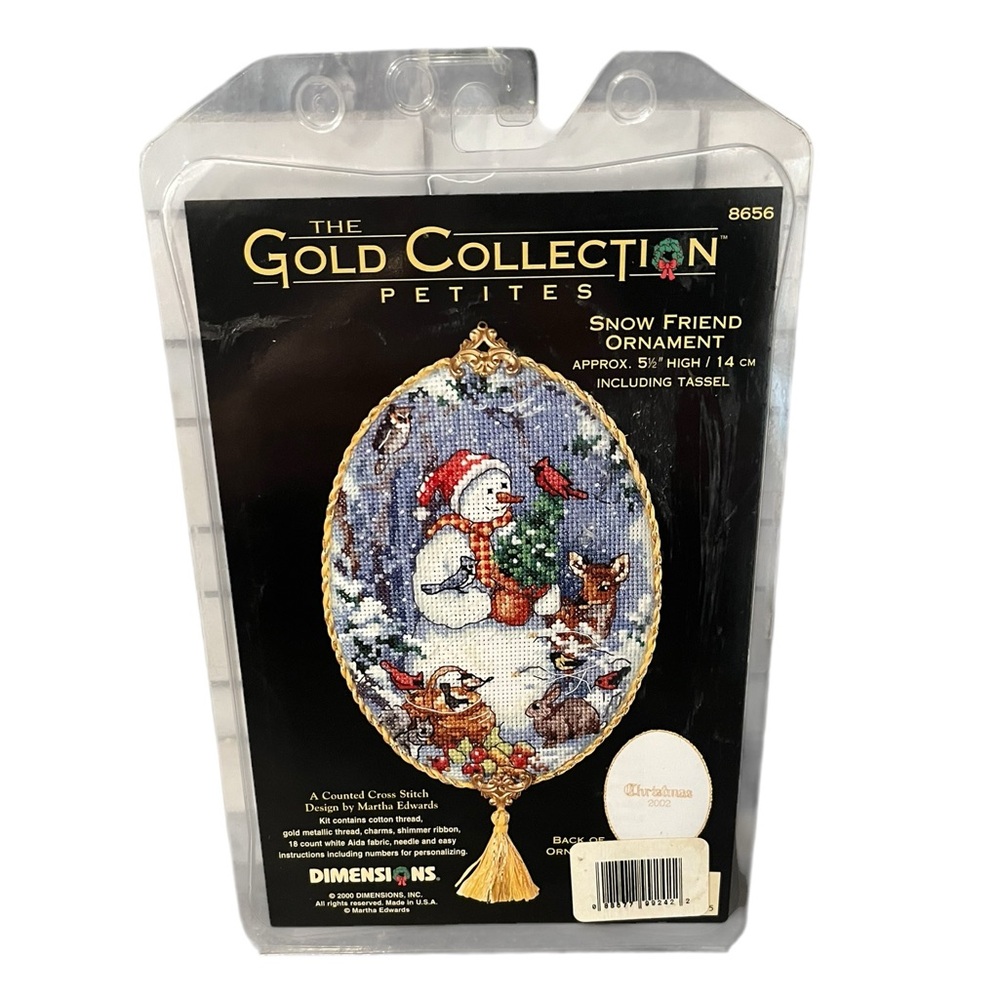 *NFS*Dimensions Gold Collection PeititesCross StitchKit #8656Snow FriendOrnament
